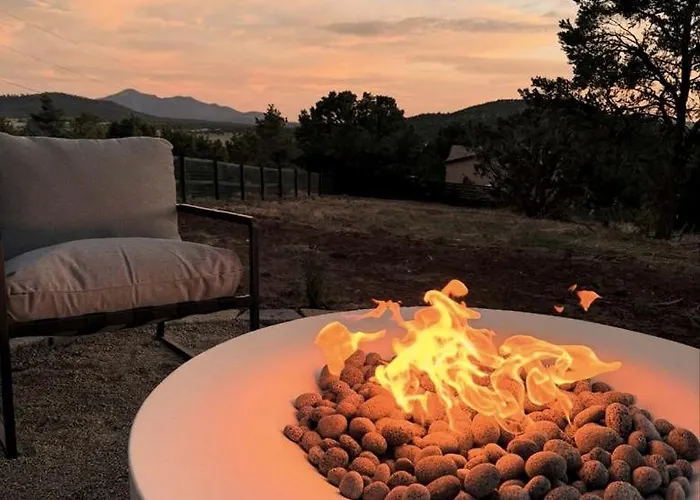 Chalet Modern Pet-friendly A-frame Retreat With Stargazing Deck & Mountain Views Near Grand Canyon South Rim & Williams, Arizona Williams