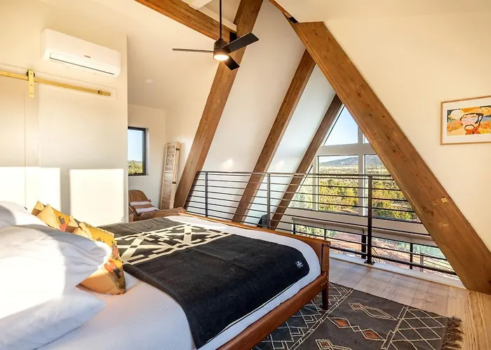 Modern Pet-friendly A-frame Retreat With Stargazing Deck & Mountain Views Near Grand Canyon South Rim & Williams, Arizona * Williams