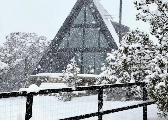 Modern Pet-friendly A-frame Retreat With Stargazing Deck & Mountain Views Near Grand Canyon South Rim & Williams, Arizona * Williams